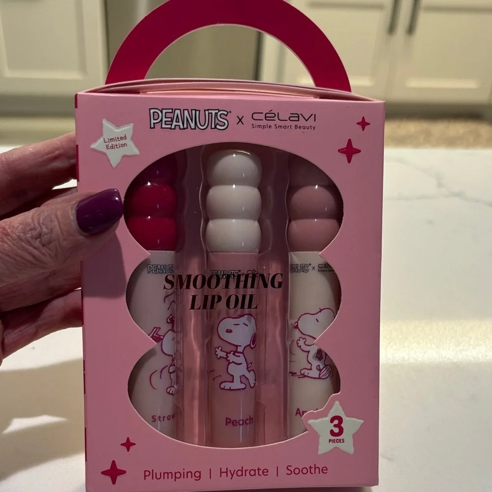 Peanuts x Celavi Smoothing Lip Oil Set - Strawberry, Peach, Vanilla